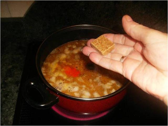 SOPA  DE  MARISCO   CON  ARROZ