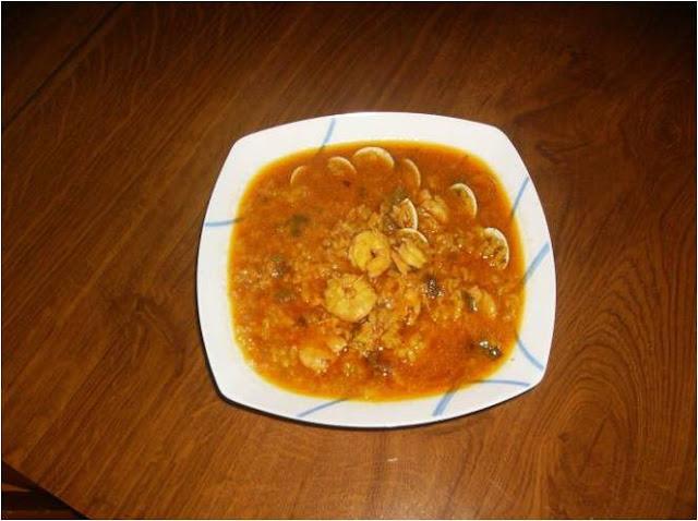 SOPA  DE  MARISCO   CON  ARROZ