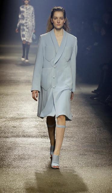 27.11.20138:15TENDENCIA PASTEL.PASARELA.FAMOSAS.DECORACIÓ...