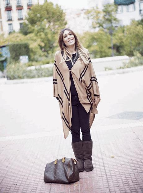 street style barbara crespo cpzy sheinside poncho ugg boots louis vuitton bag outfit fashion blogger