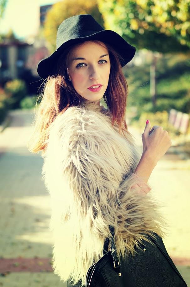 ABRIGO YETI / ABRIGO DE PELO