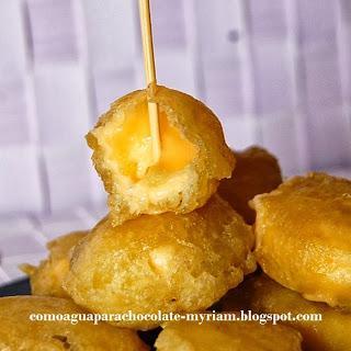 BUÑUELOS DE QUESO. BUÑUELOS DE QUESO.