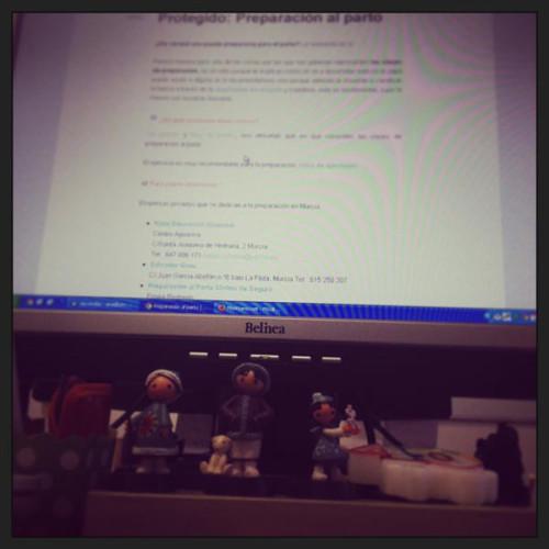 Miércoles mudo: Erase una mujer a un ordenador pegada