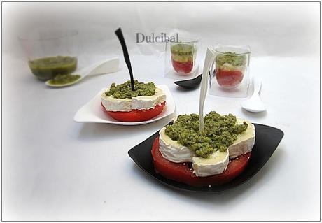 APERITIVOS DE TOMATE Y QUESO DE CABRA CON SALSA PESTO