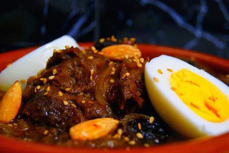 Tajine de Carne (Carrillera) con Ciruelas Pasa (Plato marroqui)