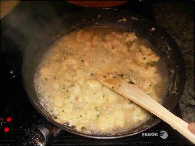 CROQUETAS  DE  POLLO