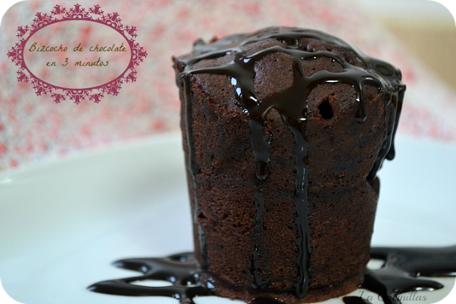 Bizcocho de chocolate en microondas ( en solo 3 minutos)