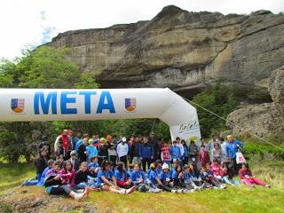 FAMILIAS DISFRUTARON EN TORNO AL DEPORTE EN PRIMERA POSTA CUEVA DEL MILODÓN