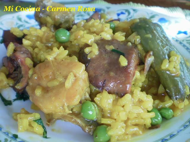 ARROZ CON POLLO, NISCALOS, ALCACHOFAS Y CHICHAROS