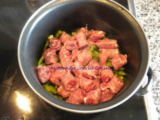 GUISO DE SALCHICHAS VERDE