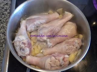 POLLO A LA MANZANA