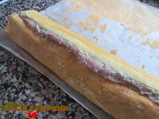 BRAZO DE GITANO DE JAMÓN COCIDO Y QUESO ROQUEFORT