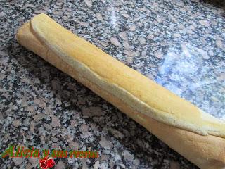 BRAZO DE GITANO DE JAMÓN COCIDO Y QUESO ROQUEFORT