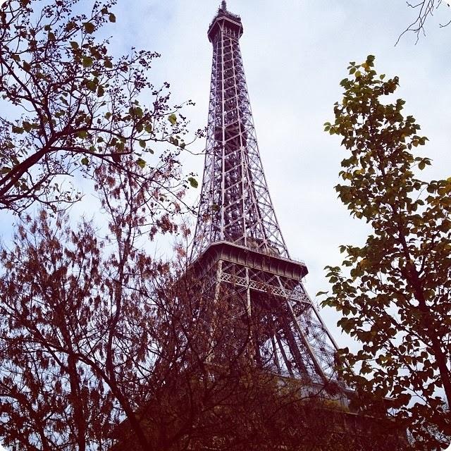 LA TORRE EIFFEL