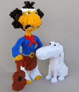 Exposición de objetos y cuadros hechos con Rastis