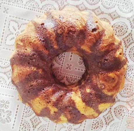 Kugelhopf de chocolate (postre popular alemán)