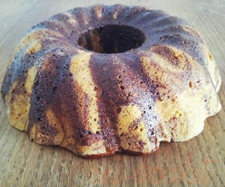 Kugelhopf de chocolate (postre popular alemán)