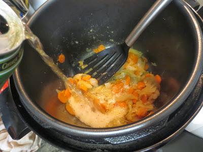 Pechugas en salsa de cerveza olla GM