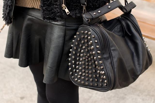 STREET STYLE INSPIRATION; LEATHER.-