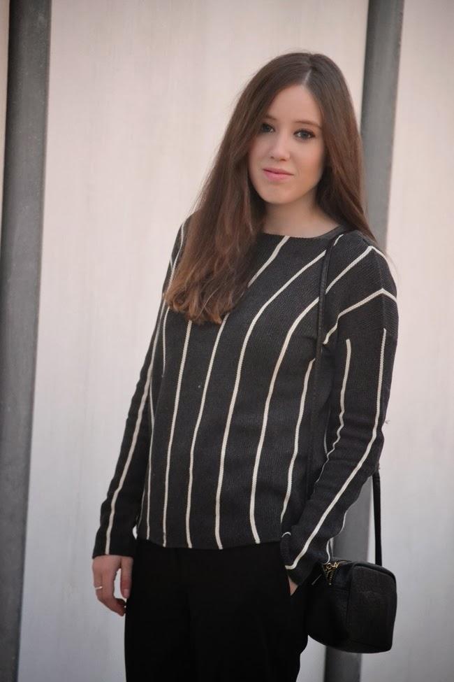 STRIPES SWEATER