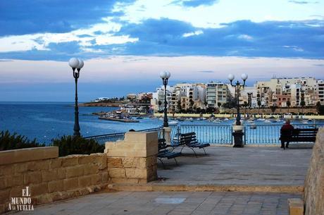 Wignacourt Tower en St. Paul´s Bay Vista de St. Paul´s Bay