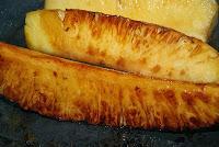 Pina Asada con Especias y Crumble (Ananas roti aux Epices) Pina Asada con Especias y Crumble (Ananas roti aux Epices)