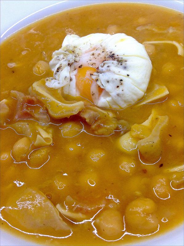 GARBANZOS CON OREJA 1