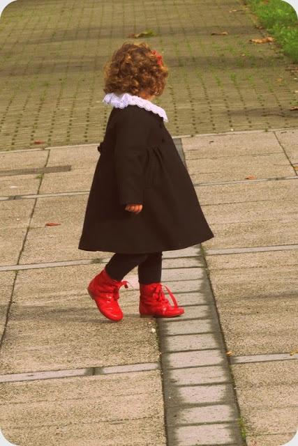 ABRIGO AZUL MARINO PARA NIÑA ABRIGO AZUL MARINO PARA NIÑA