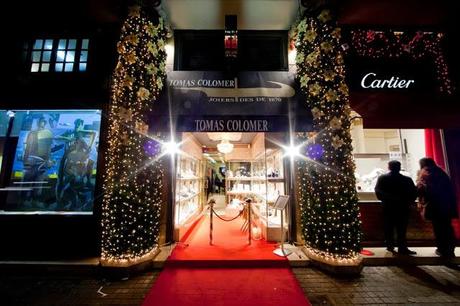 'Joyas exclusivas para mujeres únicas' by Tomás Colomer