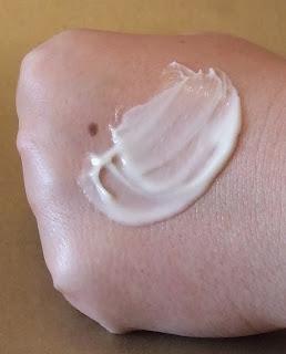 Conociendo COSMECLINIK y sus productos de la línea “Basiko”