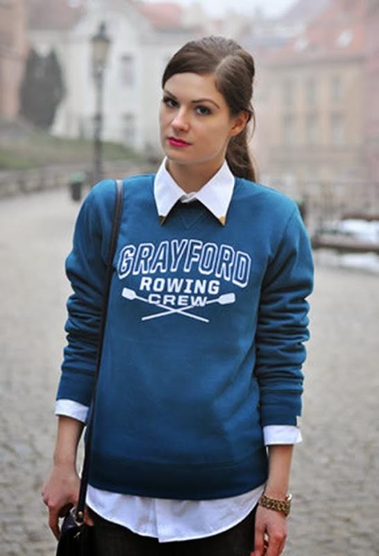 hm-kids-fashion-brands-dark-teal-sweaters~look-index-middle