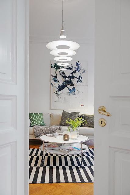 UN APARTAMENTO CON CONTRASTES