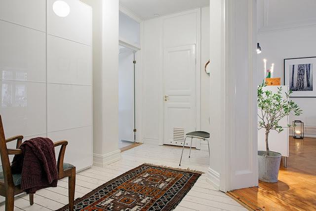 UN APARTAMENTO CON CONTRASTES