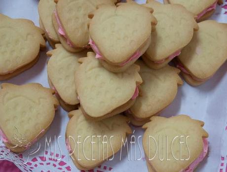 GALLETAS SIN HUEVO RELLENAS DE CHICLE GALLETAS SIN HUEVO RELLENAS DE CHICLE