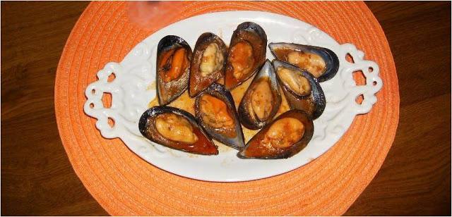 MEJILLONES EN SALSA PICANTE
