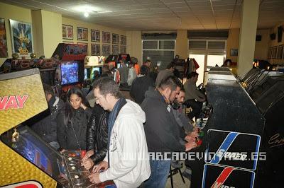 Ambientazo increible en el segundo torneo organizado en el salón recreativo de Arcade Vintage