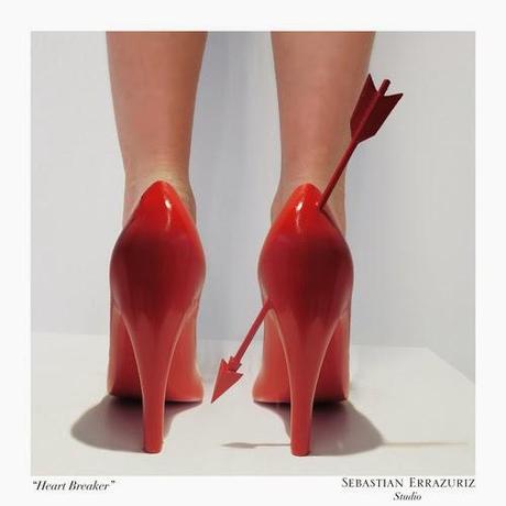 12 zapatos para 12 amantes: cuando el tacón se convierte en emoción