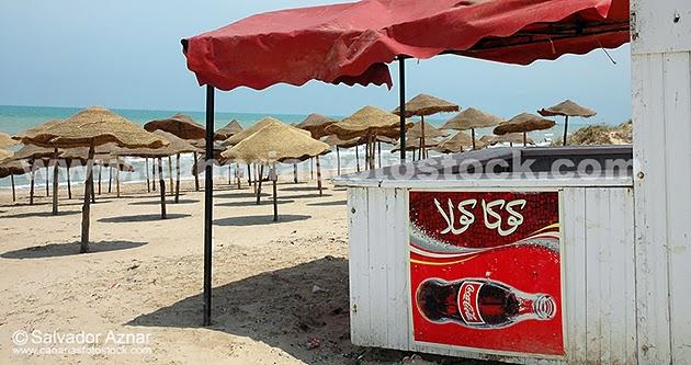 Coca-Cola en las playas de Túnez