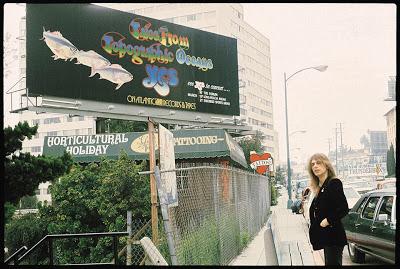 YES  un cartel de 'Tales From Topographic Oceans'