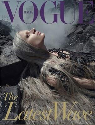 Kristen McMenamy, portada de Vogue Italia, Septiembre 2010. Impactantes imágenes