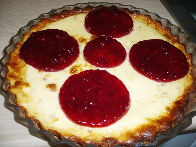 Tarta de queso con fruta fresca