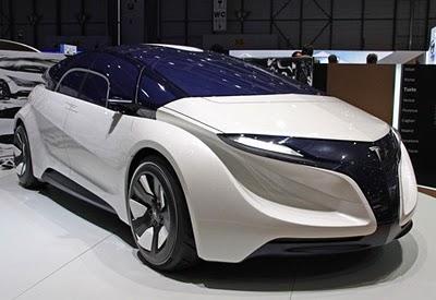 Tesla Eye eléctrico 2013