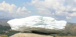 En Cerro Gallinero, explica su promotor, el artista plástico Carlos de Gredos, “se plantea una relación nueva entre el ser humano y el paisaje. Foto: Culturamas