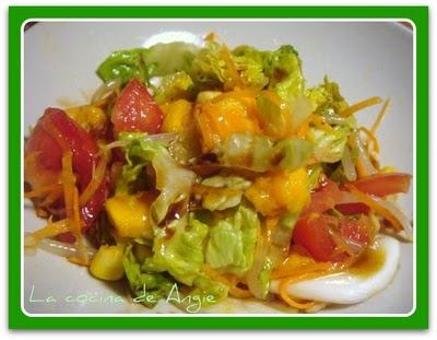 ENSALADA DE MANGO Y SOJA