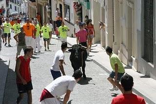 CARCABUEY ACOGE MAÑANA SÁBADO EL PRIMERO DE SUS TOROS DE CUERDA