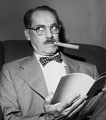 In Memoriam: 33 años sin Groucho Marx.