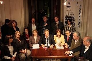 ¿Un plan para restringir las libertades... o el libertinaje económico?