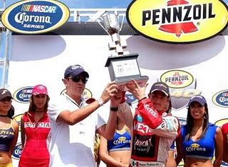 La sexta carrera de la NASCAR  México en Amozoc, Puebla.