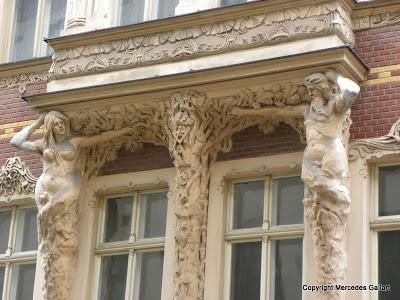 LETONIA:  ART NOUVEAU EN RIGA