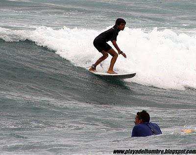 LLEGAMOS  A  LA  FIESTA...